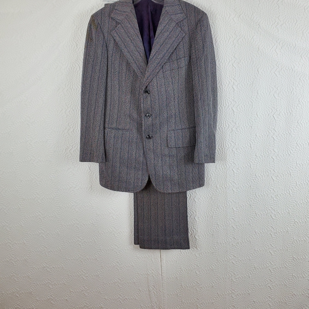 Vintage Clubman tweed look pinstripe suit 40S
